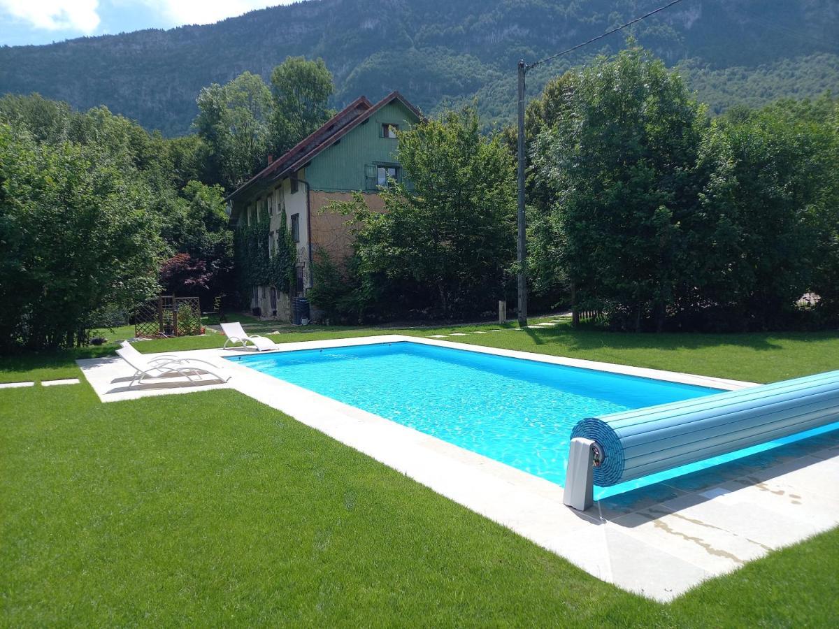 Bed and Breakfast La Clairiere Du Moulin Lepin-le-Lac Exteriér fotografie