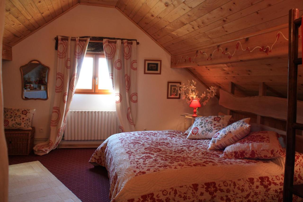 Bed and Breakfast La Clairiere Du Moulin Lepin-le-Lac Exteriér fotografie