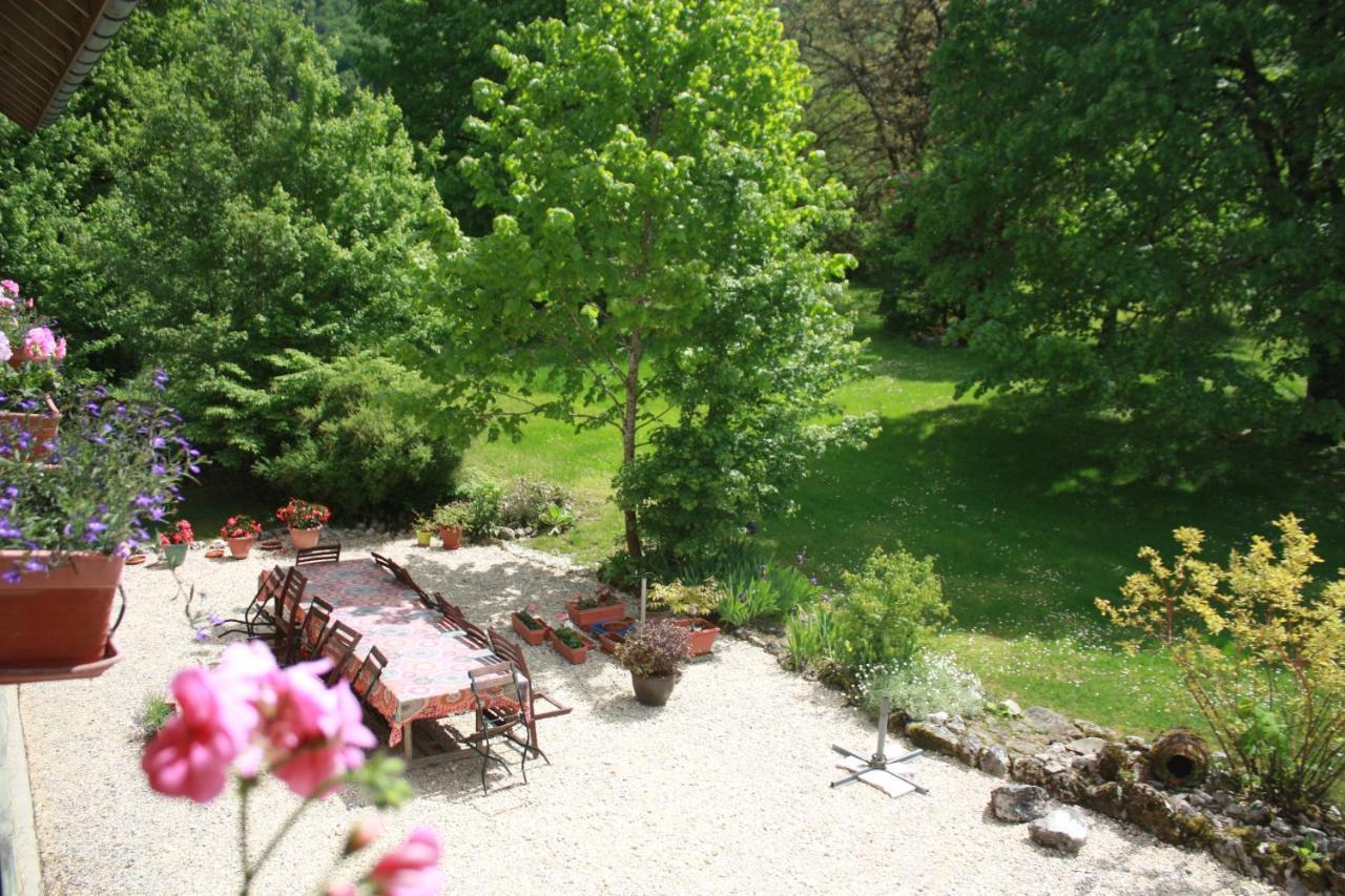 Bed and Breakfast La Clairiere Du Moulin Lepin-le-Lac Exteriér fotografie